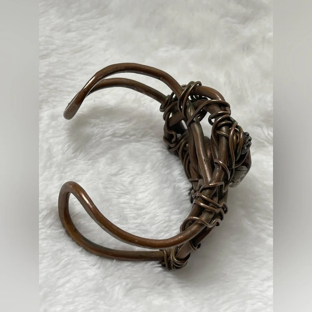 Vintage 1970s copper bracelet